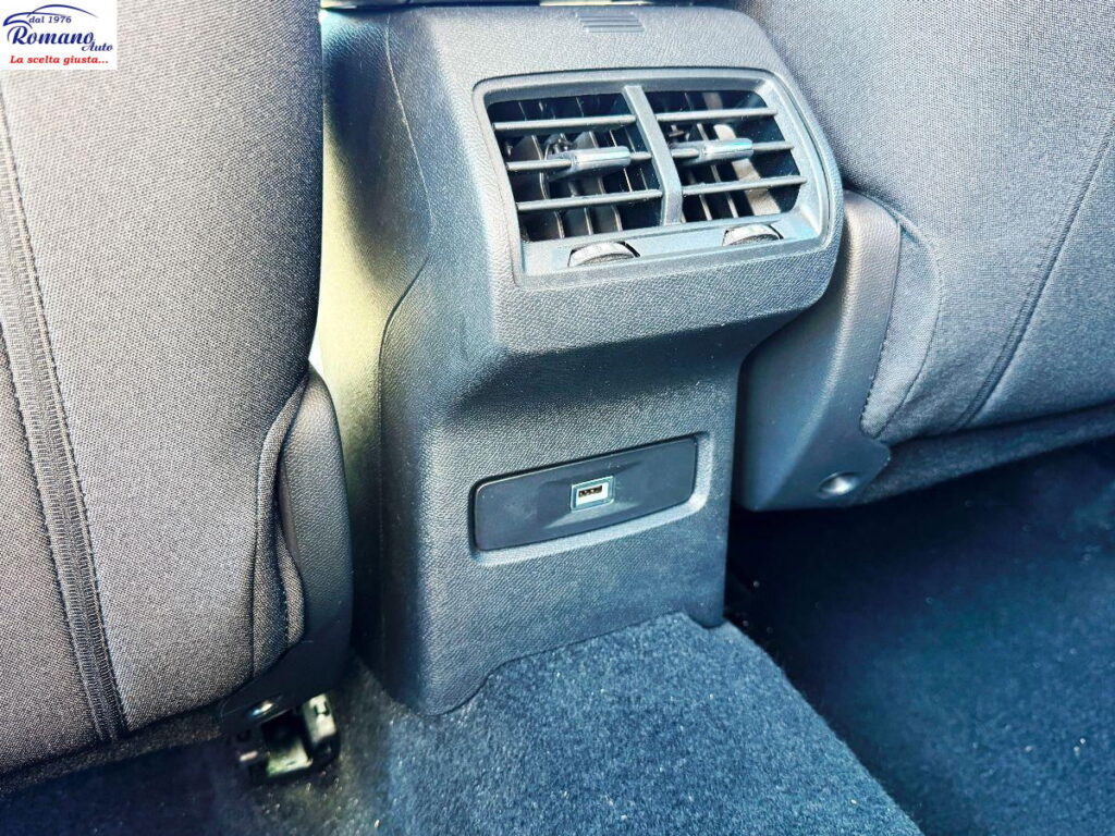 Citroen C4 1.2 130cv Plus#CARPLAY!RETROCAMERA!CERCHI R18Â°!