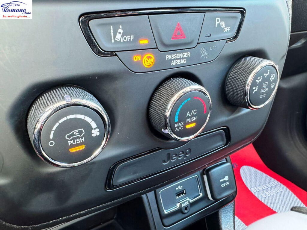 JEEP - Renegade  1.6 mjt Longitude 2wd 120cv ddct#SOLO 17.500!