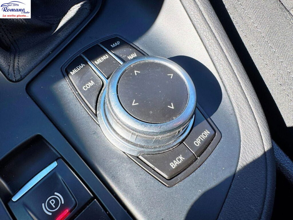 BMW - X1 -  sDrive18d Advantage#RETROCAMERA!