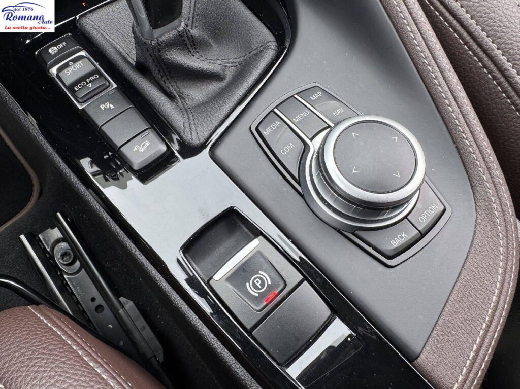 BMW - X1 -  xDrive18d xLine#FARI FULL LED!