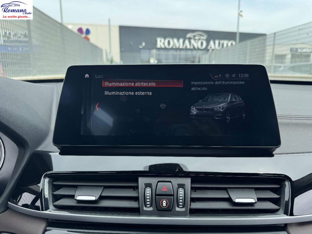 BMW - X1 -  xDrive18d xLine#FARI FULL LED!