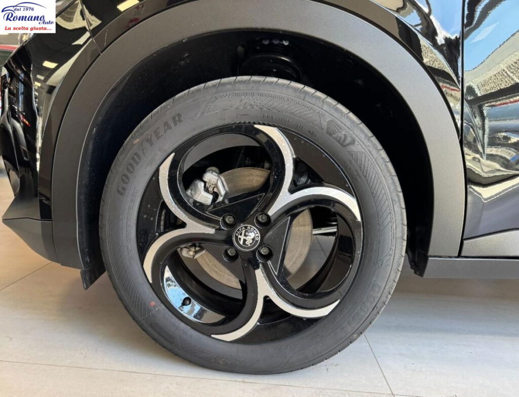 NEW ALFA ROMEO JUNIOR IBRIDA SPECIALE#TETTO APRIBILE!