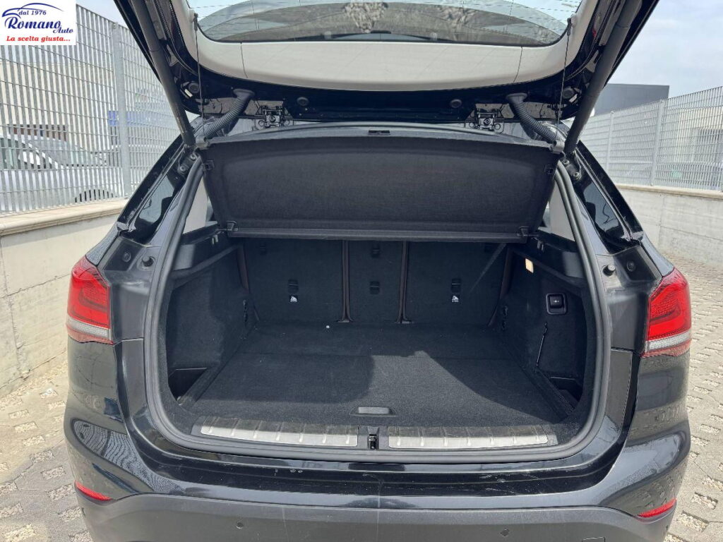 BMW - X1 -  xDrive18d xLine#FARI FULL LED!