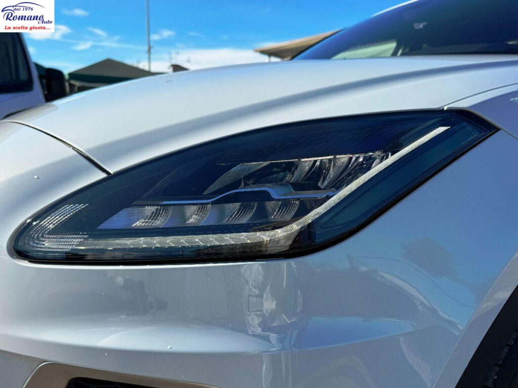 JAGUAR - E-pace  2.0d i4 mhev R-Dynamic awd 204cv auto#RETROCAMERA 360Â°!