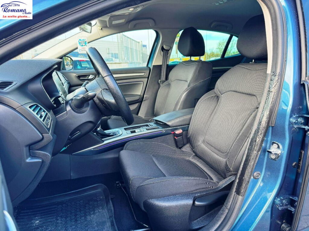 RENAULT - MÃ©gane  1.5 blue dci Intens 115cv edc