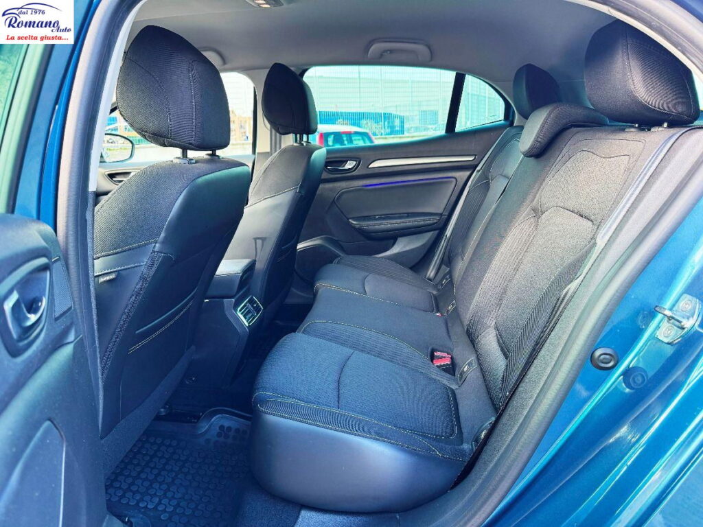 RENAULT - MÃ©gane  1.5 blue dci Intens 115cv edc