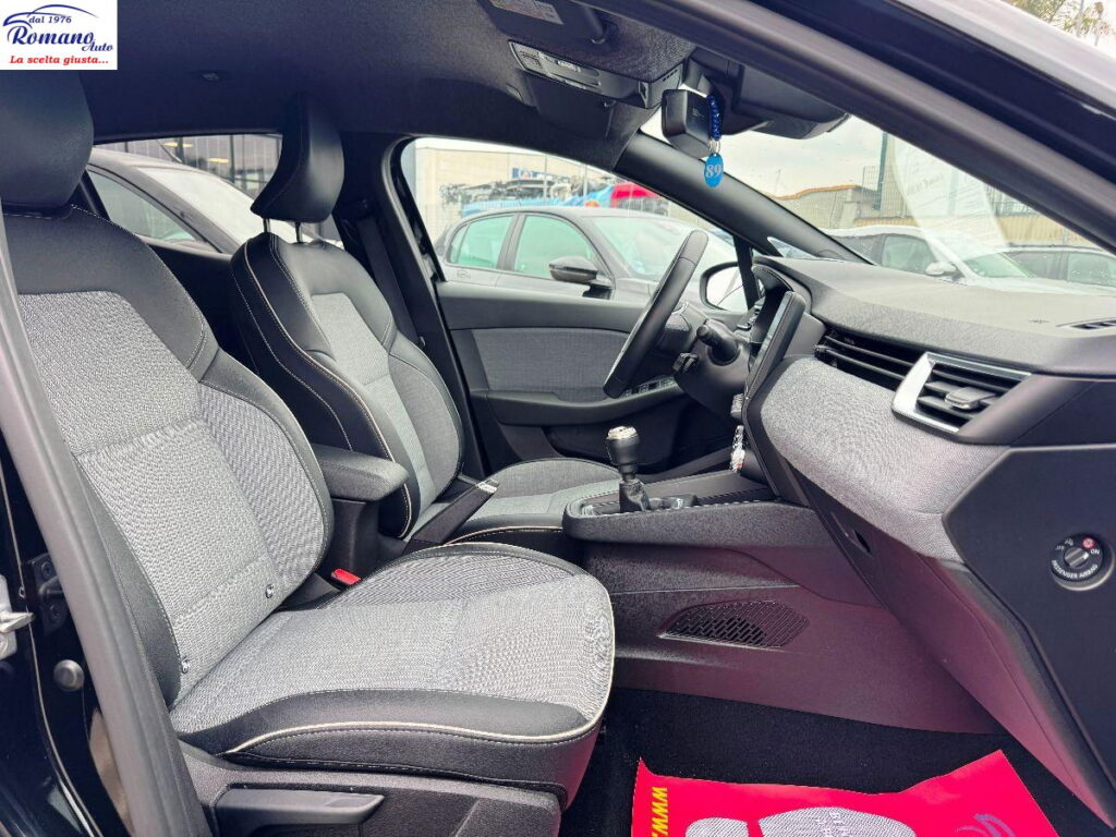 NEW RENAULT - Clio  1.0 tce Techno 90cv#VIRTUAL COCKPIT!