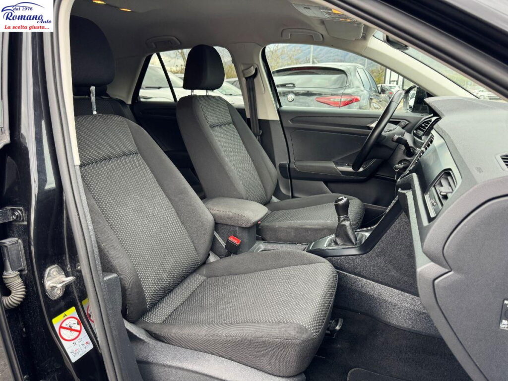 VOLKSWAGEN - T-Roc - 1.6 TDI SCR Business BlueMot.Tech.