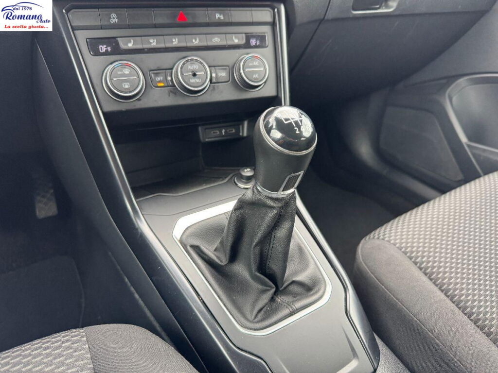 VOLKSWAGEN - T-Roc - 1.6 TDI SCR Business BlueMot.Tech.