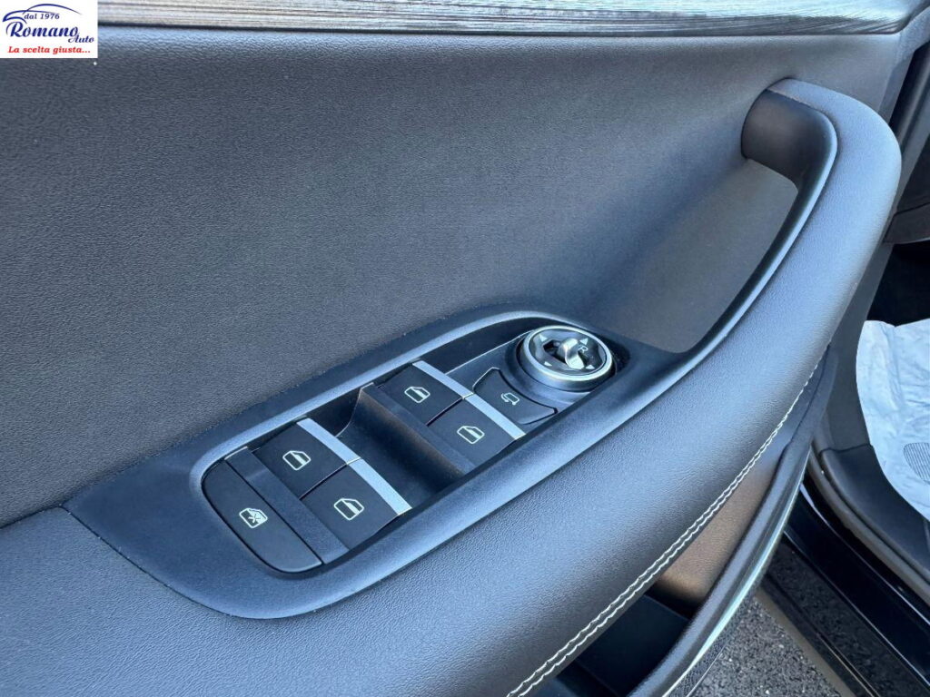 NEW DR Automobiles DR6.0 1.5 Turbo CVT Bi-Fuel GPL#TETTO APRIBILE!