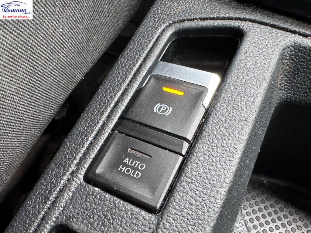 VOLKSWAGEN - T-Roc - 1.6 TDI SCR Business BlueMot.Tech.