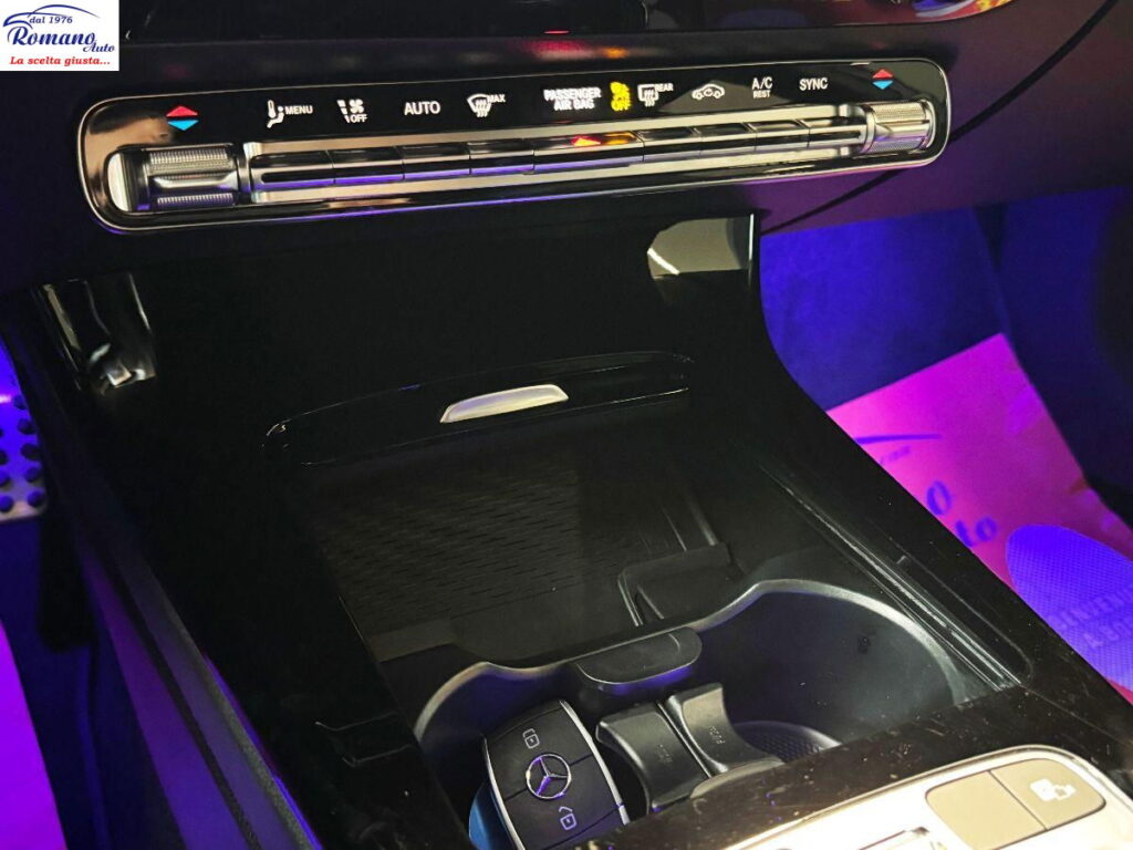 MERCEDES - Classe A 200 d AMG Line Premium auto#FARI FULL LED!