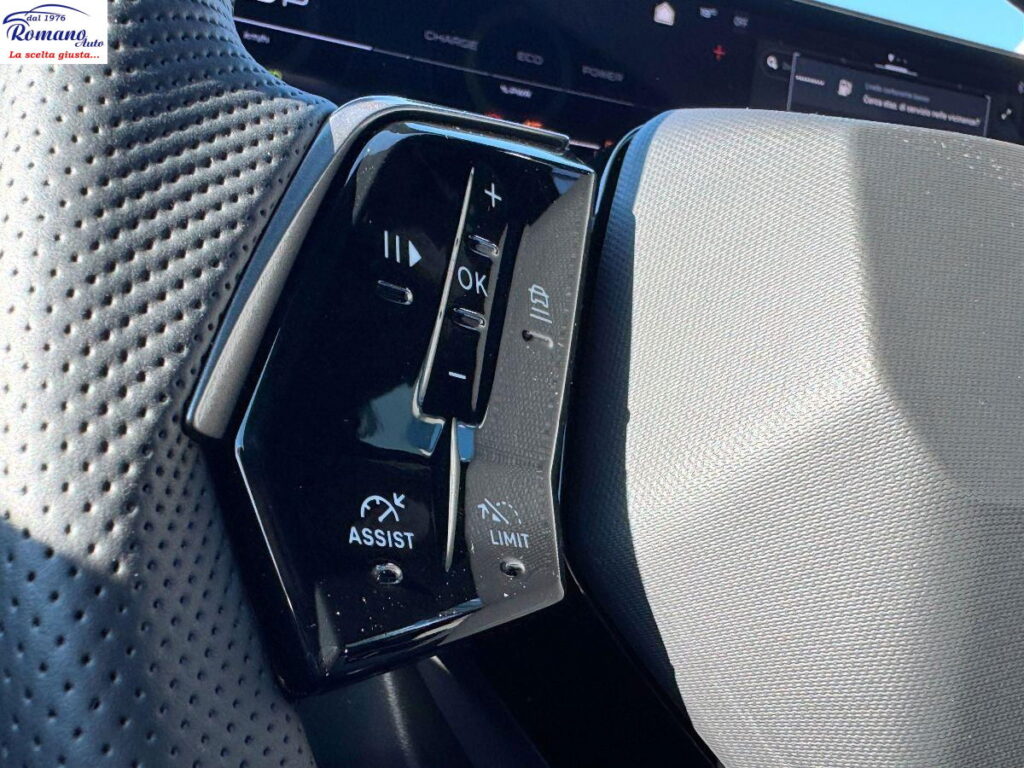 NEW PEUGEOT - 3008 - Hybrid 136 e-DCS6 GT#PACK VISION 360Â°!