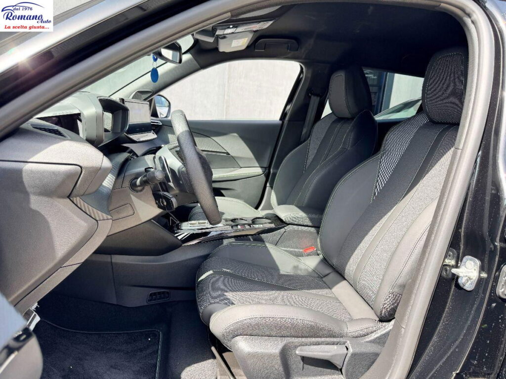 NEW Peugeot 2008 2&Acirc;&ordf; serie Hybrid 145 e-DCS6 GT#VIRTUAL COCKPIT!