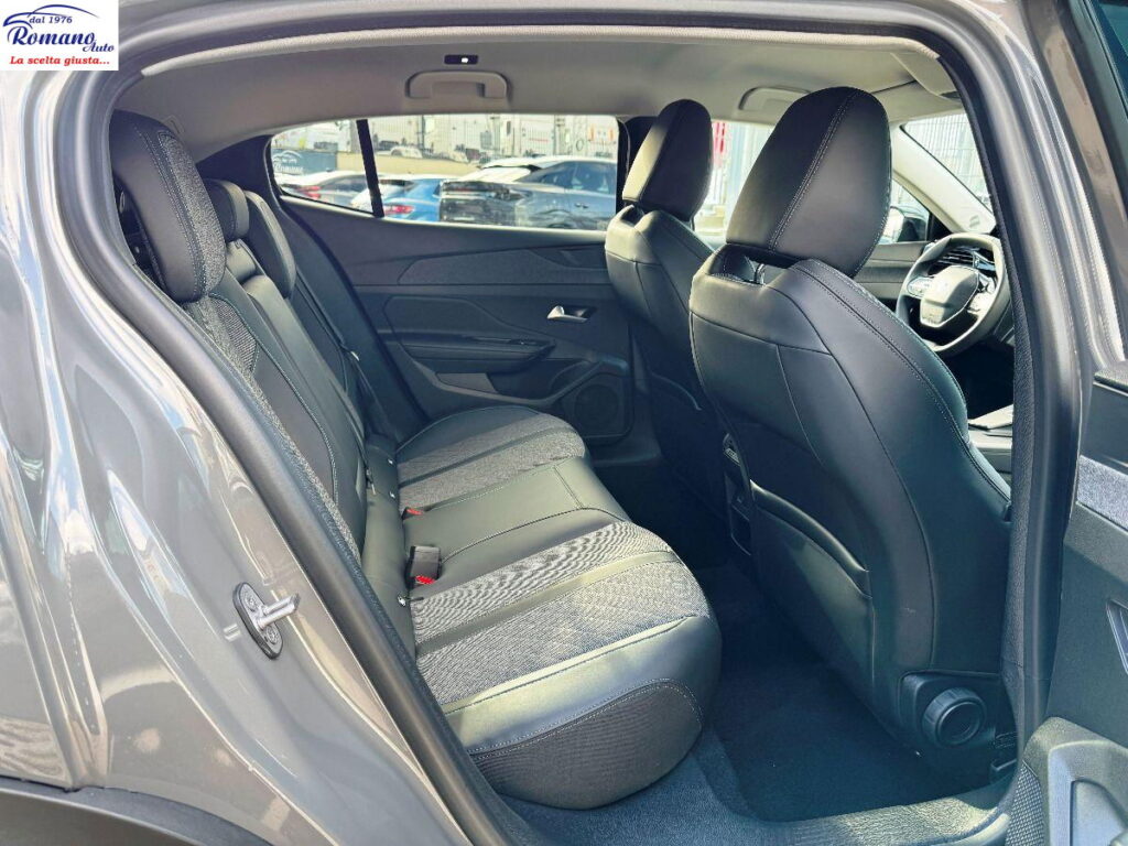 Peugeot 408 1.2 puretech Allure 130cv eat8#RETROCAMERA!