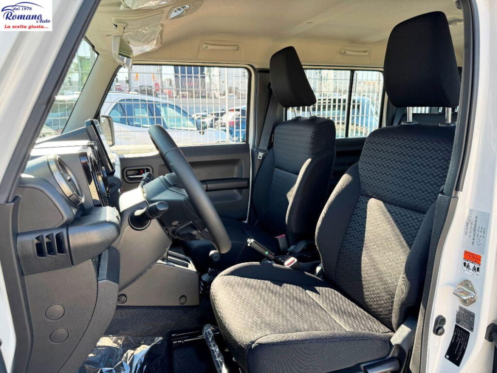 New Suzuki Jimny 1.5 102CV GLX 5P