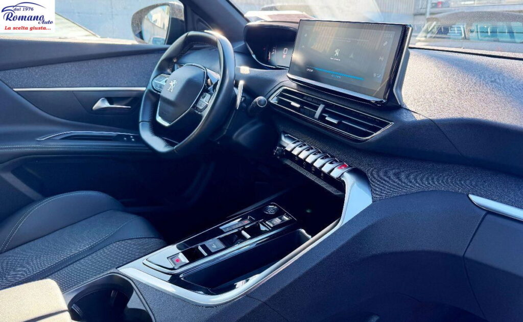 PEUGEOT - 5008  1.5 bluehdi Allure Pack 130cv eat8#7 POSTI!