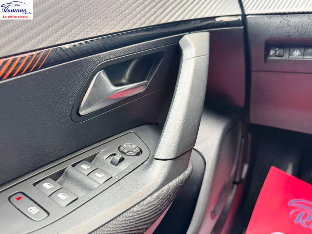 PEUGEOT - 2008 -  BlueHDi 110 Active#NAVIGATORE!