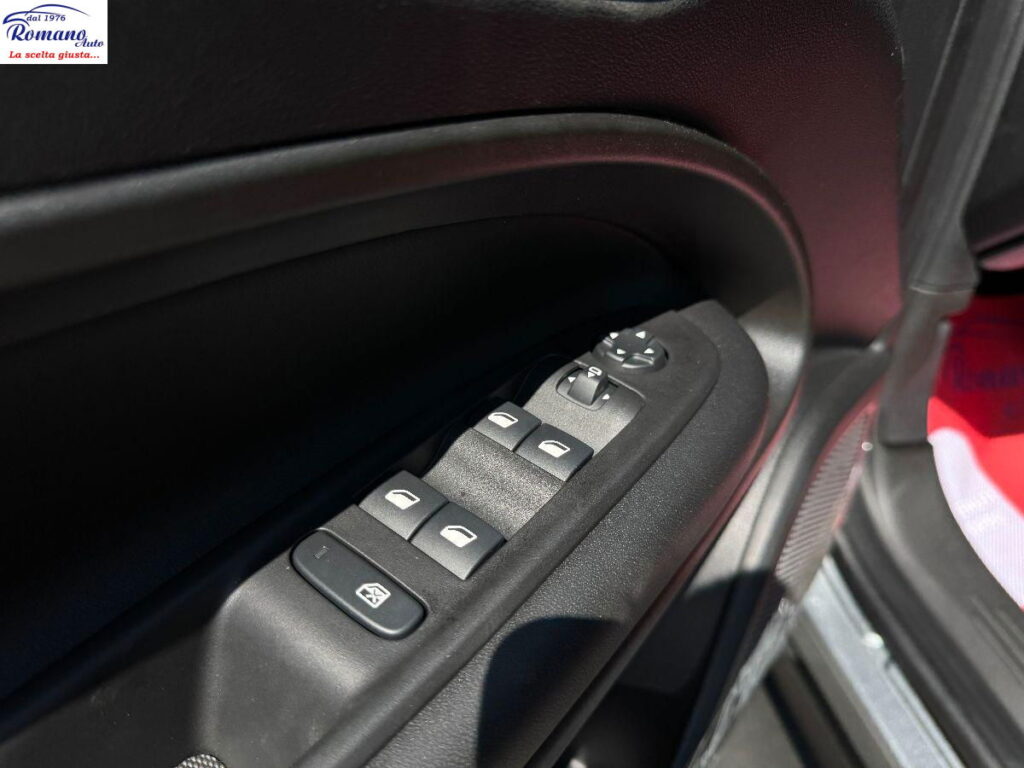 NEW Jeep Avenger 1.2 turbo e-hybrid Summit 100cv edct6#TETTO APRIBILE!