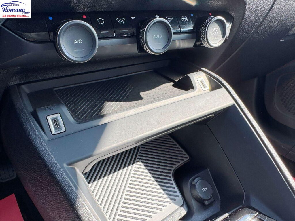 Citroen C4 1.2 130cv Plus#CARPLAY#RETROCAMERA!CERCHI 18&Acirc;&deg;!