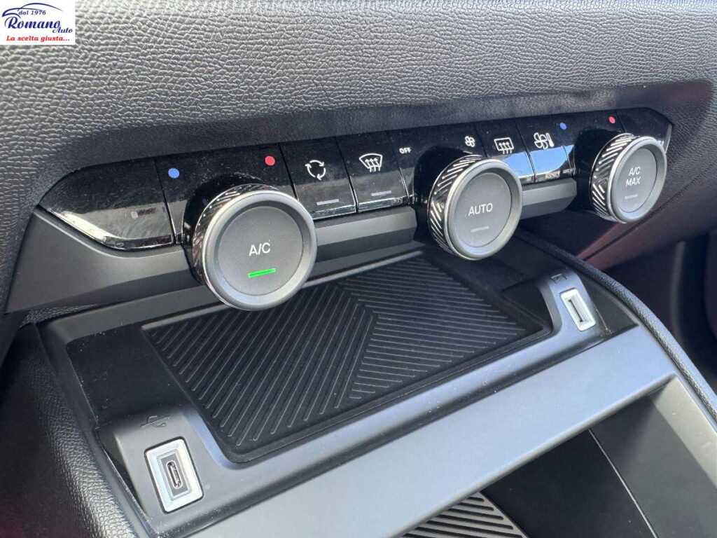 Citroen C4 X BlueHDI 130 EAT8 PLUS#CARPLAY!RETROCAMERA!CERCHI R18&Acirc;&deg;!