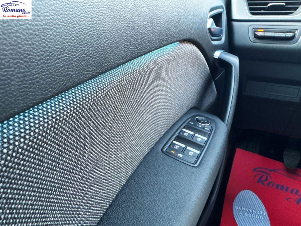 NEW RENAULT - Captur - TCe 90 CV Techno#RETROCAMERA!