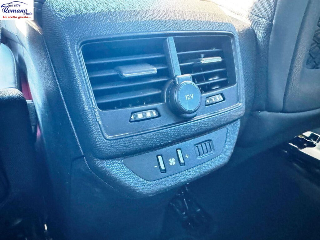 PEUGEOT - 5008  1.5 bluehdi Allure Pack 130cv eat8#7 POSTI!