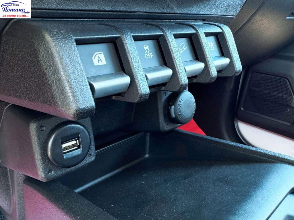 New Suzuki Jimny 1.5 102CV GLX 5P