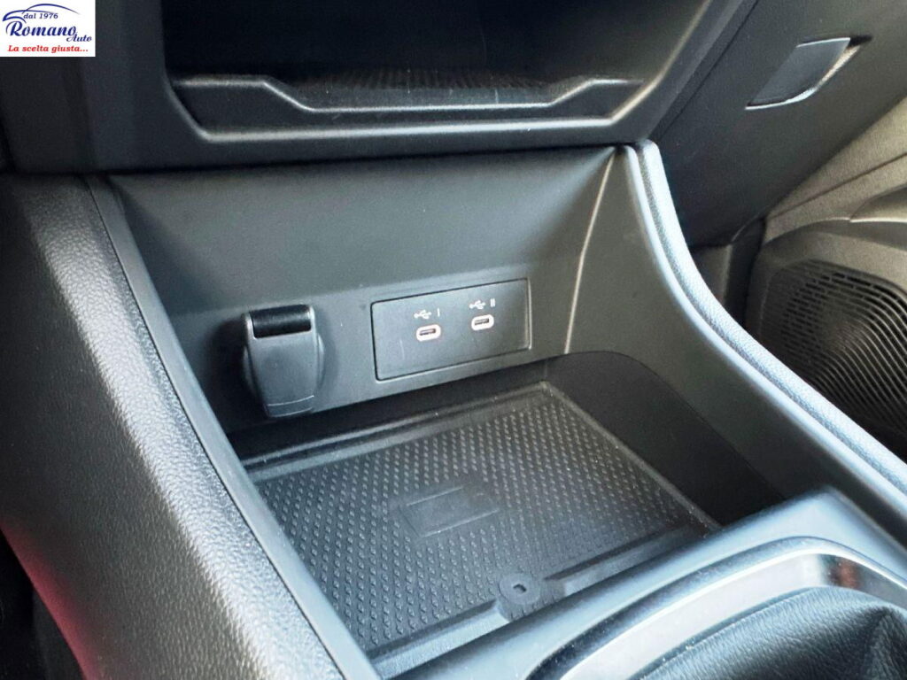 NEW RENAULT - Captur - TCe 90 CV Techno#RETROCAMERA!