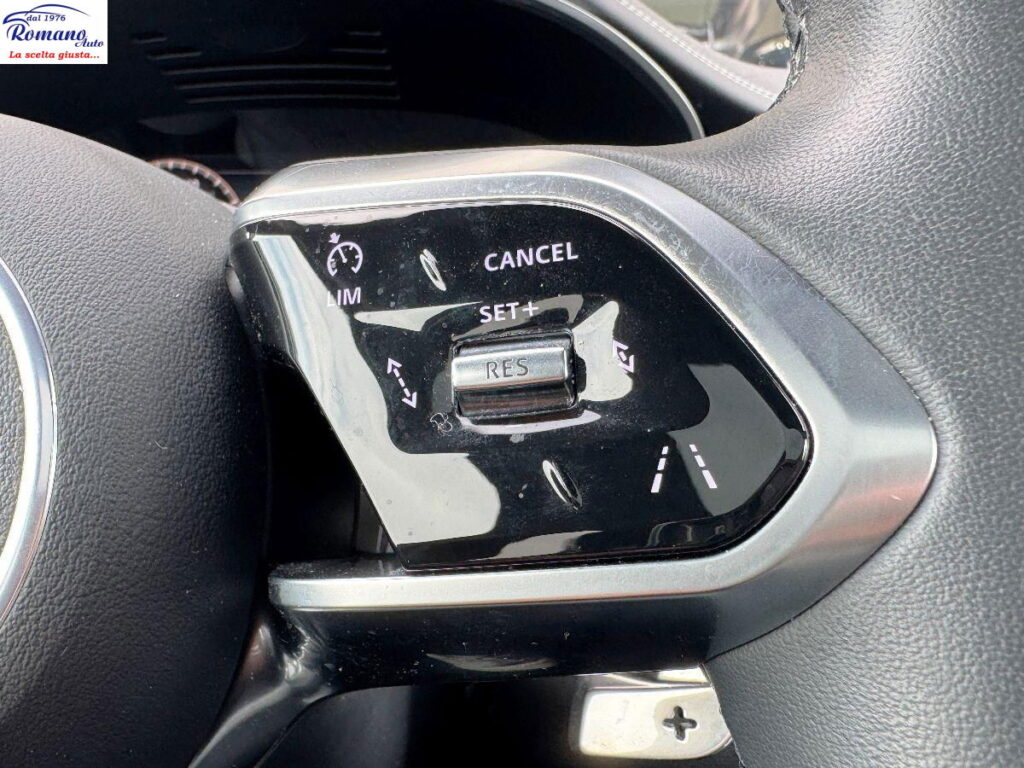 NEW JAGUAR - E-pace  2.0d i4 mhev R-Dynamic S awd 163cv auto#TETTO PANORAMICO!