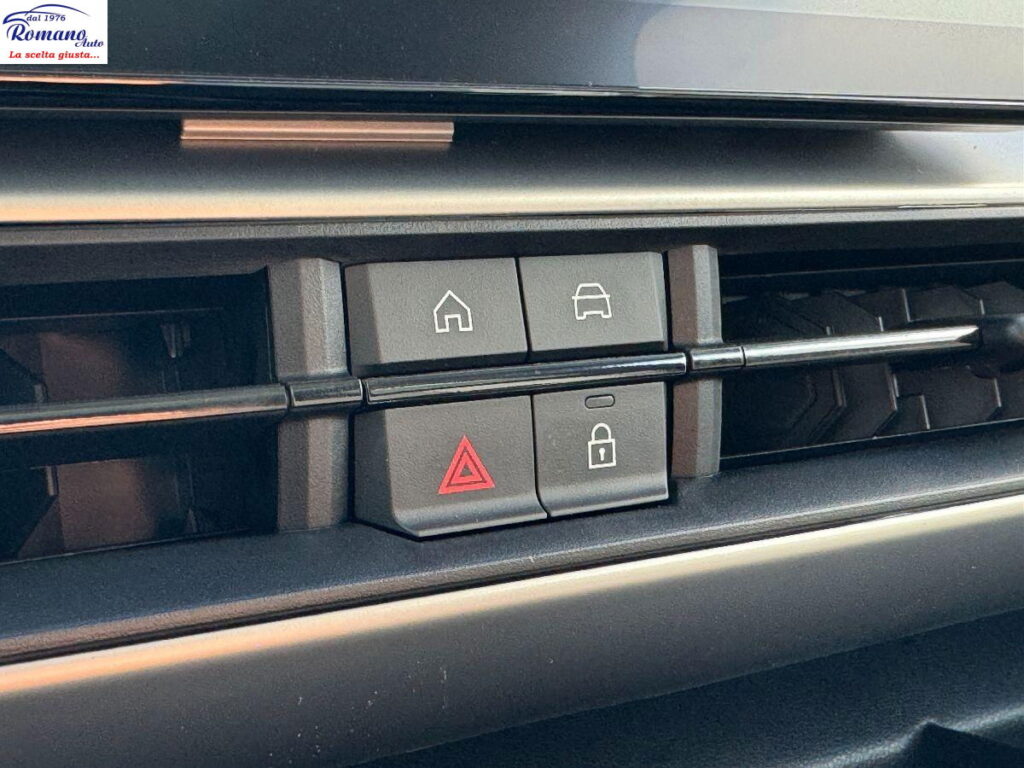 NEW Jeep Avenger 1.2 turbo e-hybrid Summit 100cv edct6#TETTO APRIBILE!