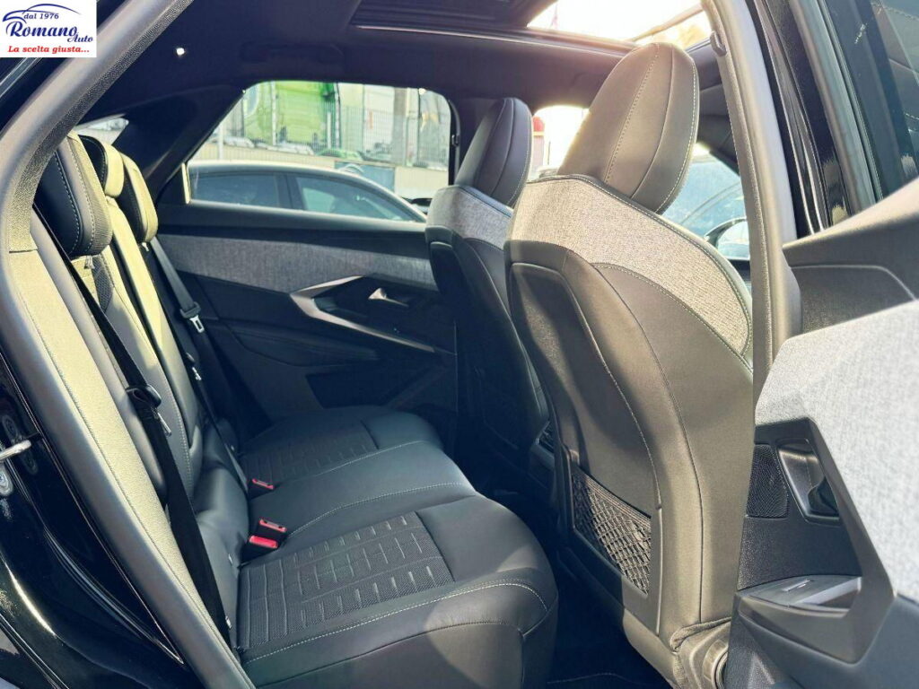 NEW PEUGEOT - 3008  1.2 hybrid GT 136cv e-dcs6#TETTO APRIBILE!