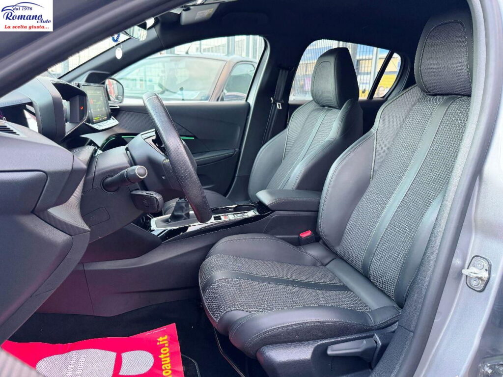 PEUGEOT - 208 - PureTech 100 S&S 5p. GT#RETROCAMERA!