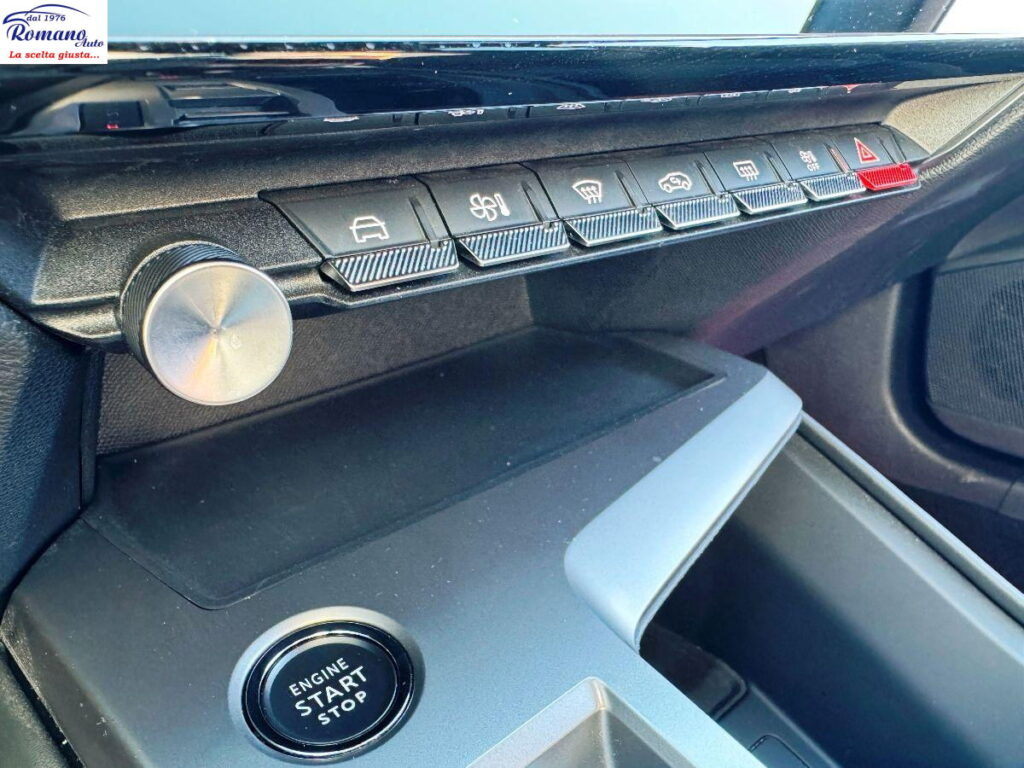 PEUGEOT - 408 - Hybrid 136 e-DCS6 GT