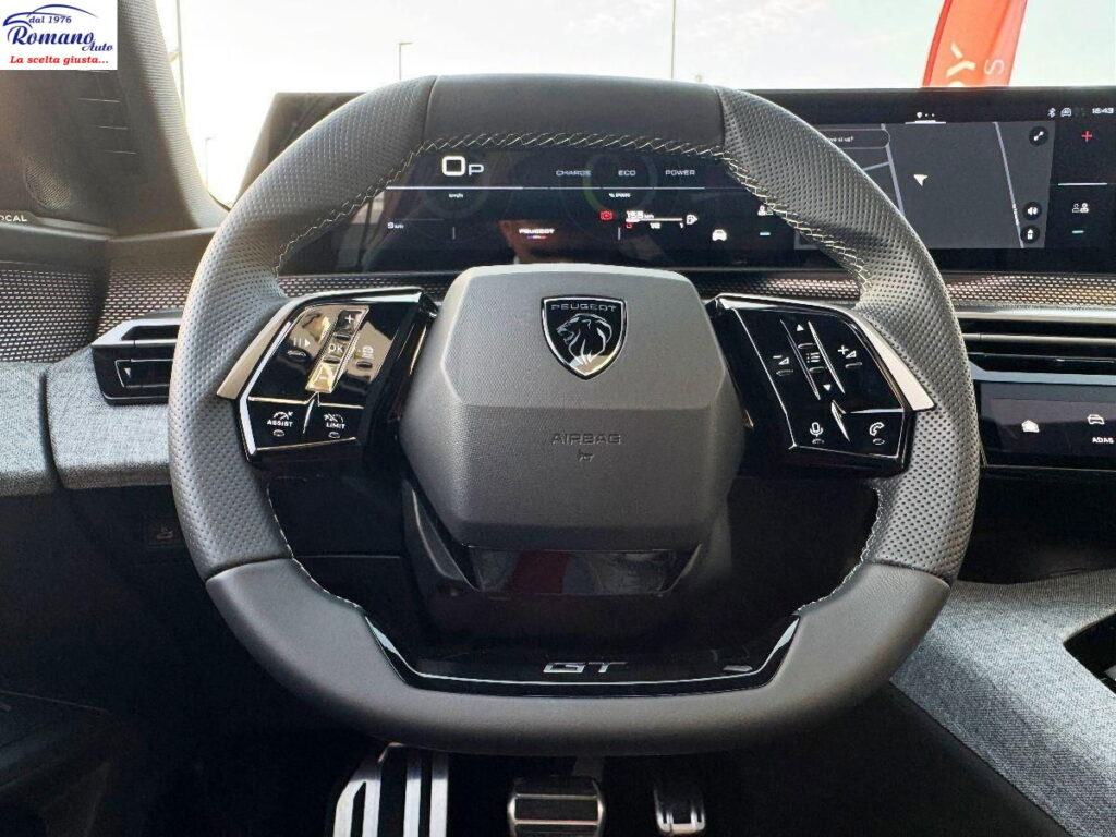 NEW PEUGEOT - 3008  1.2 hybrid GT 136cv e-dcs6#TETTO APRIBILE!