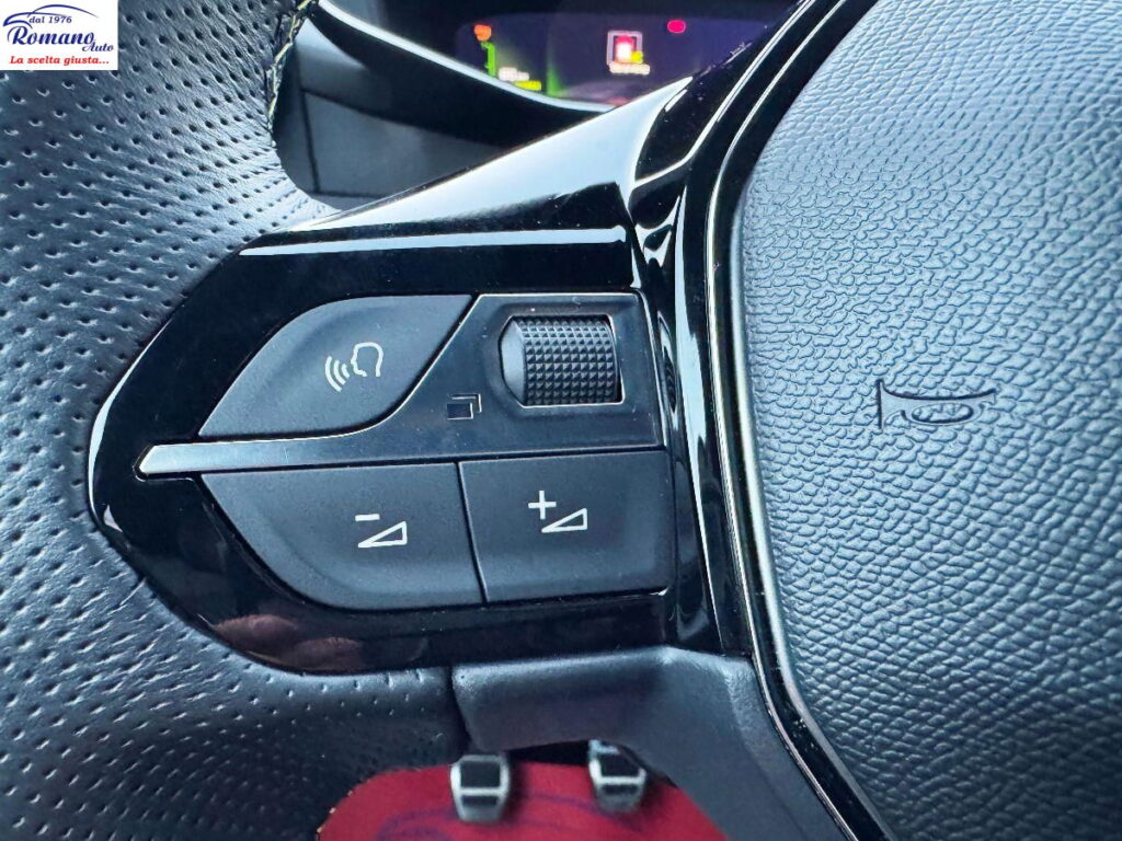 PEUGEOT - 208 - PureTech 100 S&S 5p. GT#RETROCAMERA!