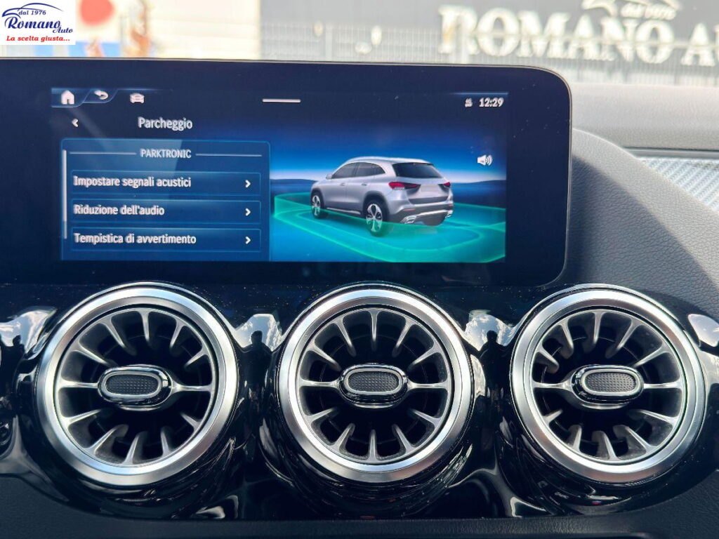 MERCEDES - Classe GLA  200 d AMG Line Premium Plus auto#RETROCAMERA!