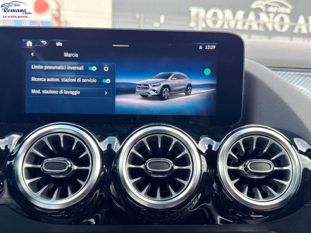 MERCEDES - Classe GLA  200 d AMG Line Premium Plus auto#RETROCAMERA!