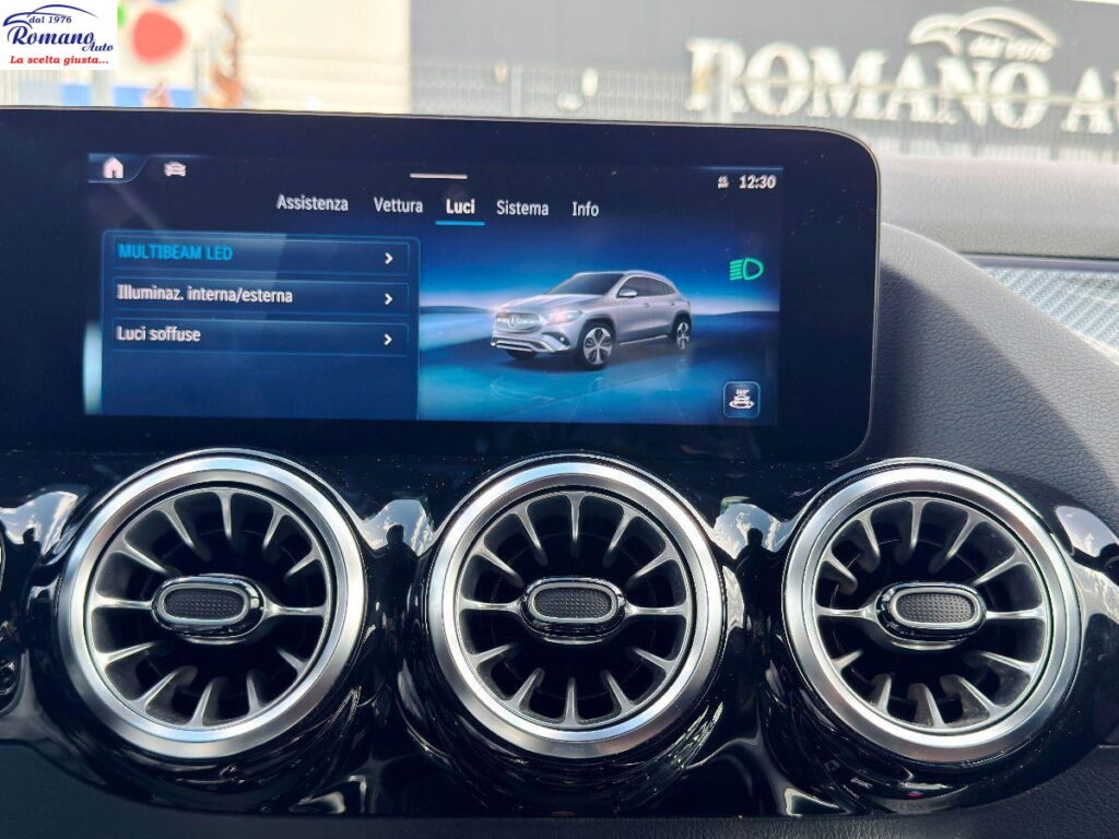 MERCEDES - Classe GLA  200 d AMG Line Premium Plus auto#RETROCAMERA!