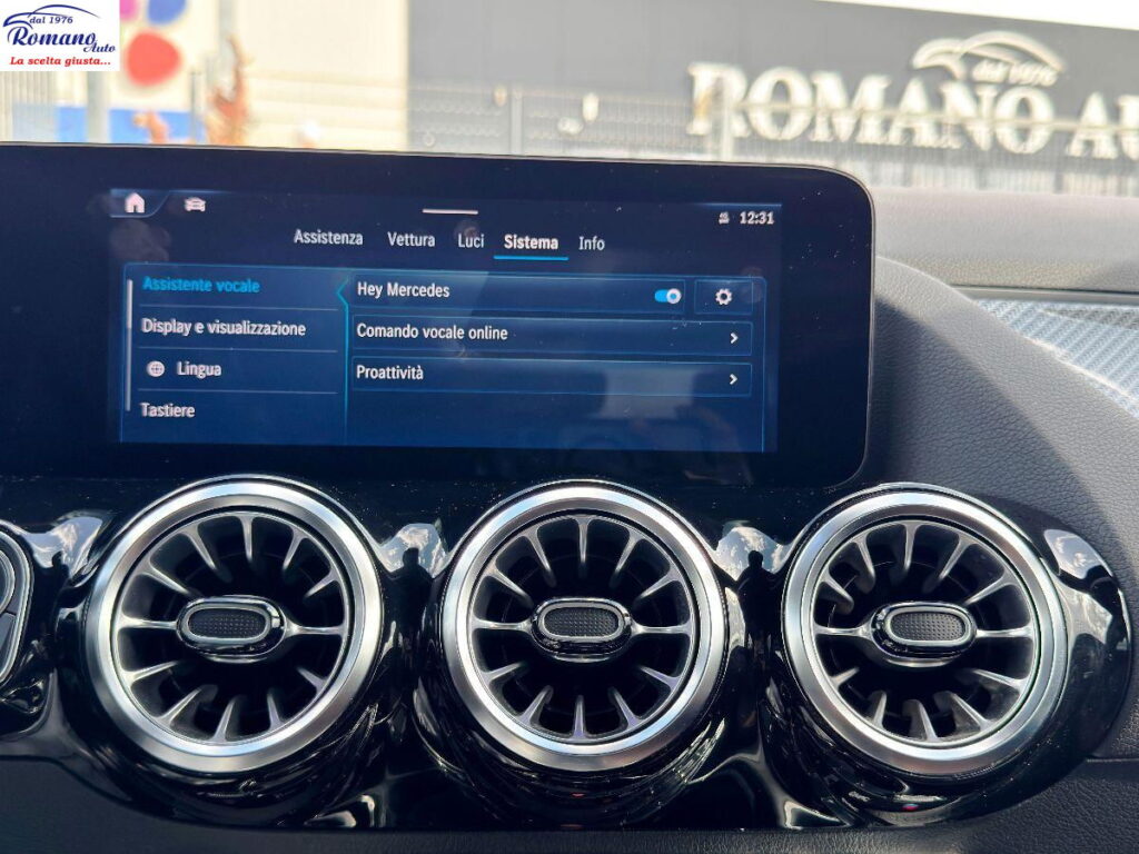 MERCEDES - Classe GLA  200 d AMG Line Premium Plus auto#RETROCAMERA!