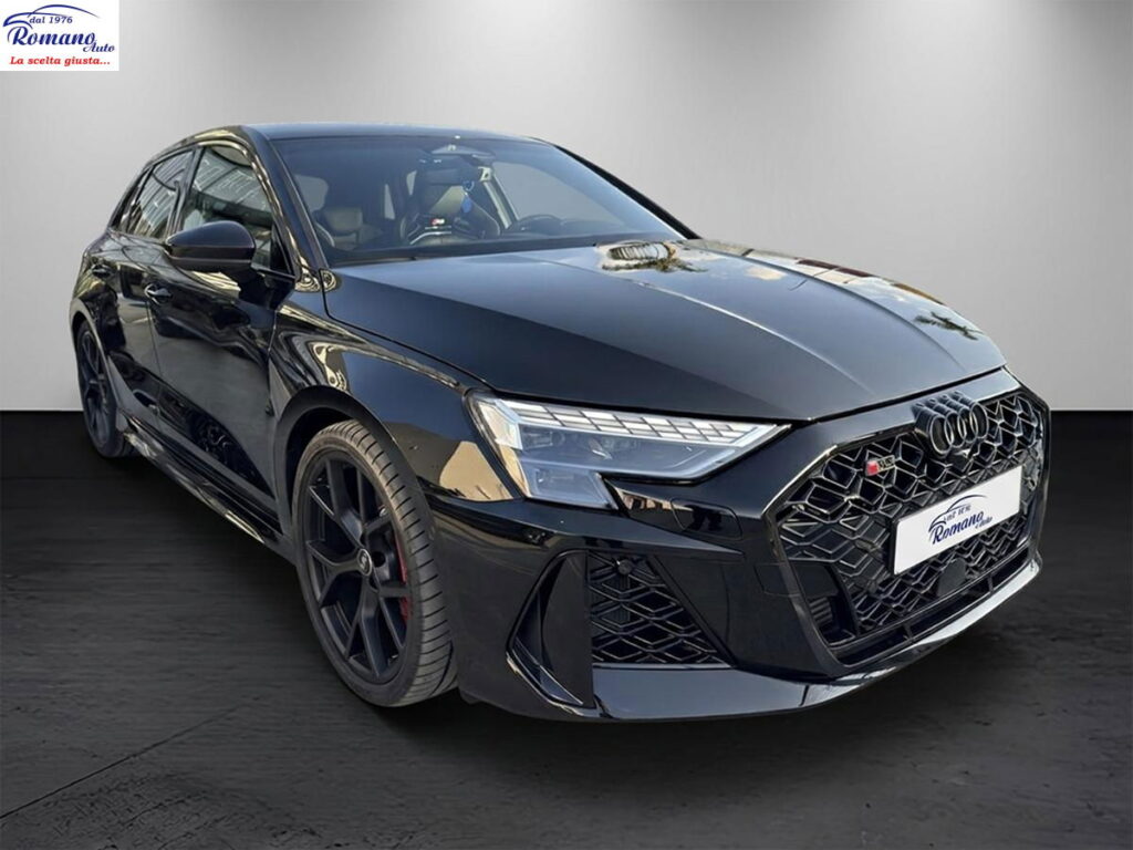NEW Audi RS3 MY25 TFSI 400CV quattro S tronic#SEDILE A GUSCIO!