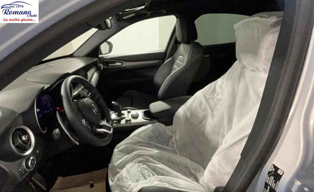 NEW ALFA ROMEO - Stelvio - 2.2 T.diesel 210CV AT8 Q4 Veloce