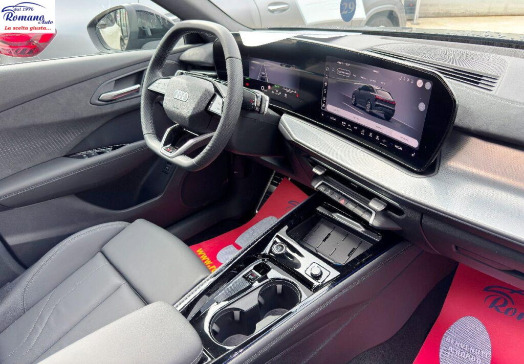 NEW Audi Q3 Sportback 35 2.0Tdi SLINE#TETTO APRIBILE!