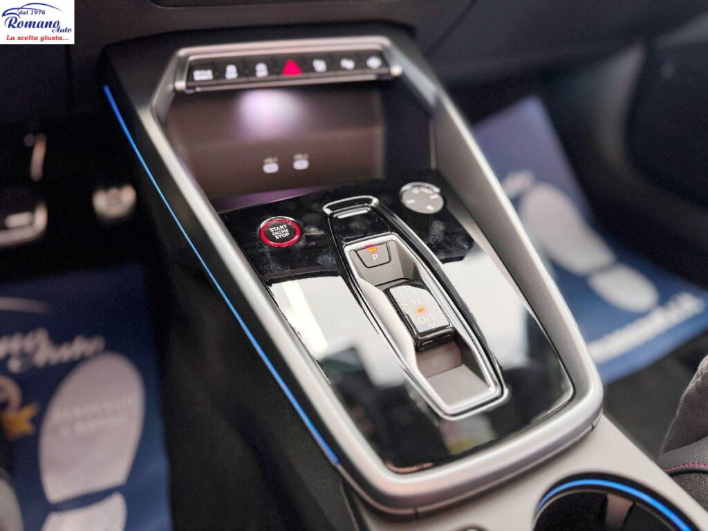 NEW Audi RS3 MY25 TFSI 400CV quattro S tronic#SEDILE A GUSCIO!