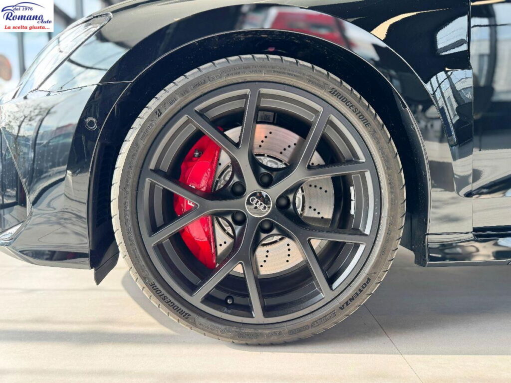 NEW Audi RS3 MY25 TFSI 400CV quattro S tronic#SEDILE A GUSCIO!
