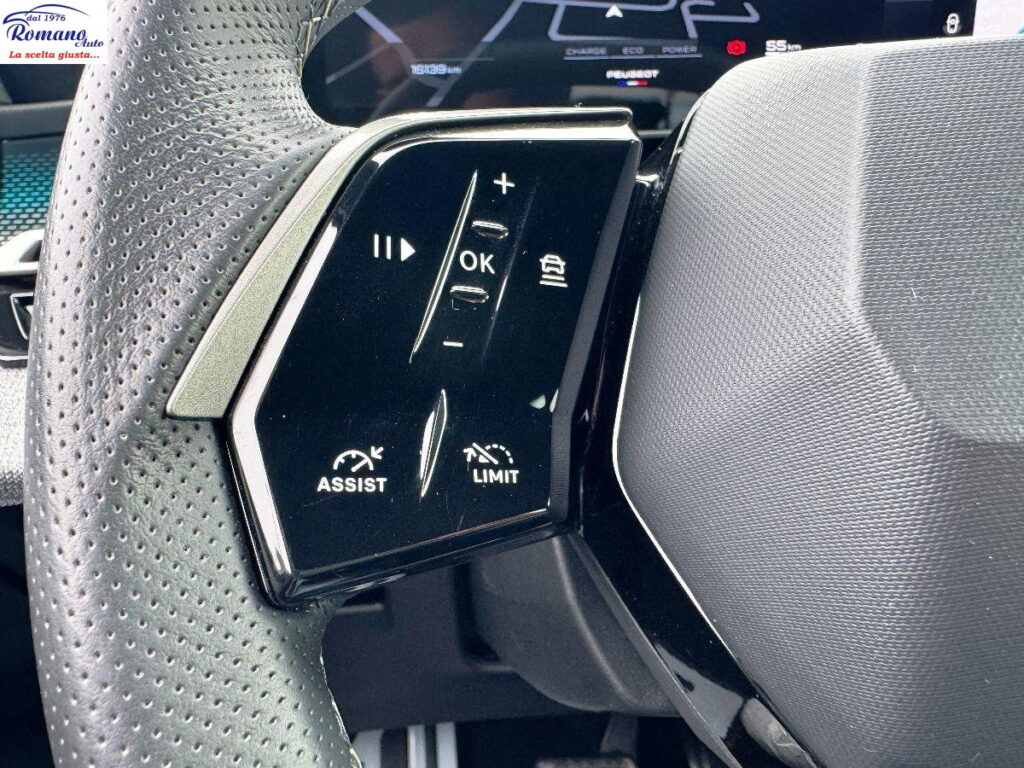 NEW PEUGEOT - 3008  1.2 hybrid GT 136cv e-dcs6