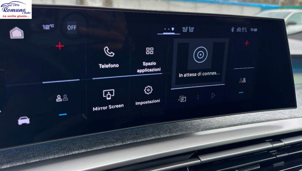 NEW PEUGEOT - 3008  1.2 hybrid GT 136cv e-dcs6