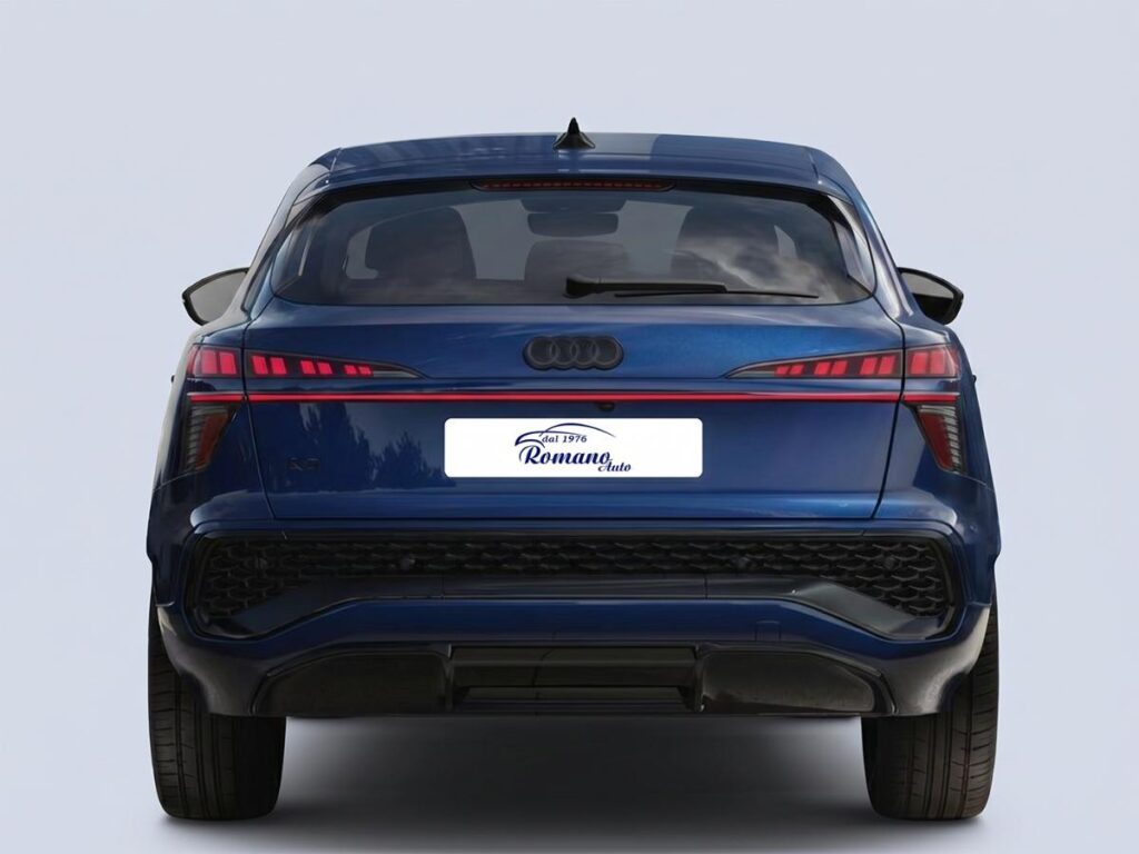 NEW Audi Q3 SPB TDI 110 kW S tronic S Line edition