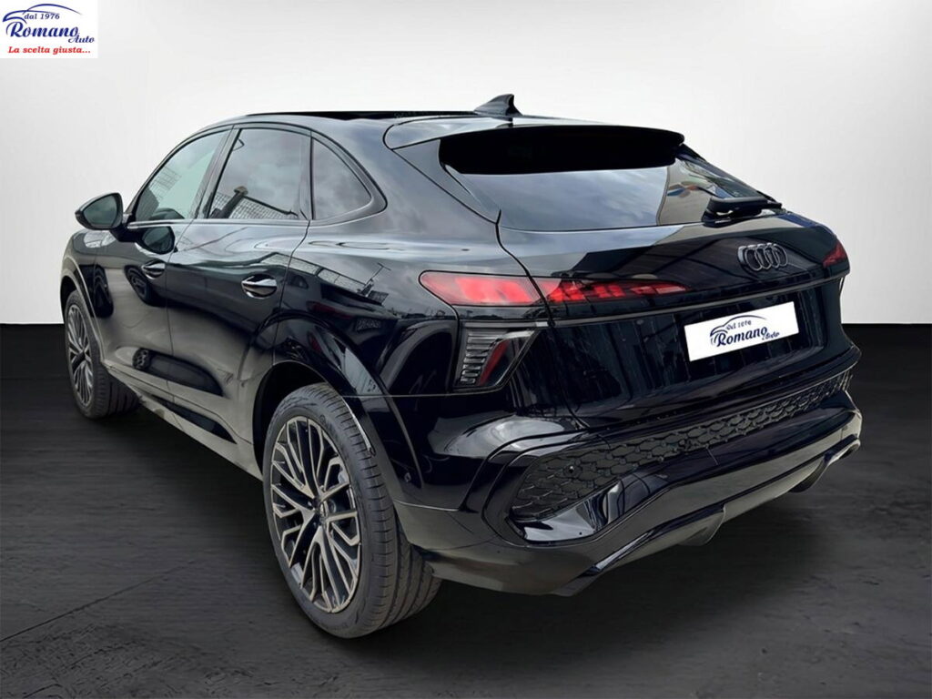 NEW Audi Q3 Sportback 35 2.0Tdi SLINE#TETTO APRIBILE!