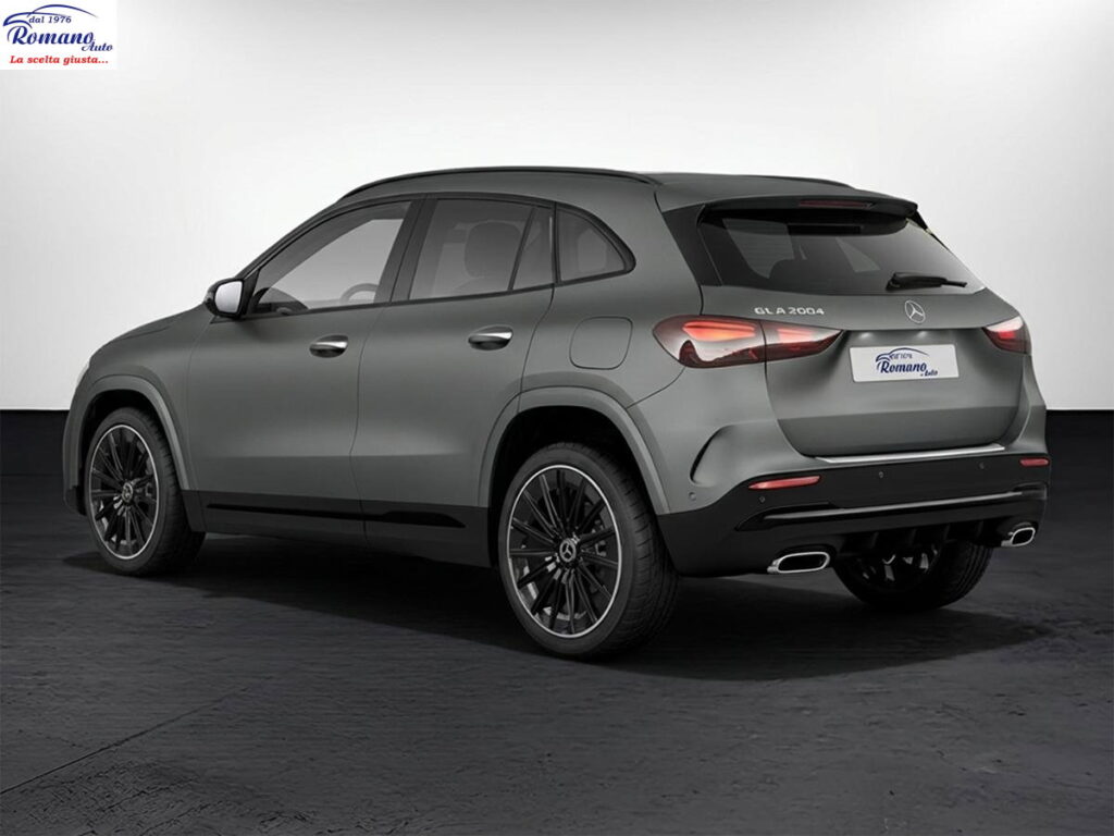 NEW MERCEDES GLA 200 d Automatic Premium AMG#TETTO APRIBILE!GRIGIO MAGNO!